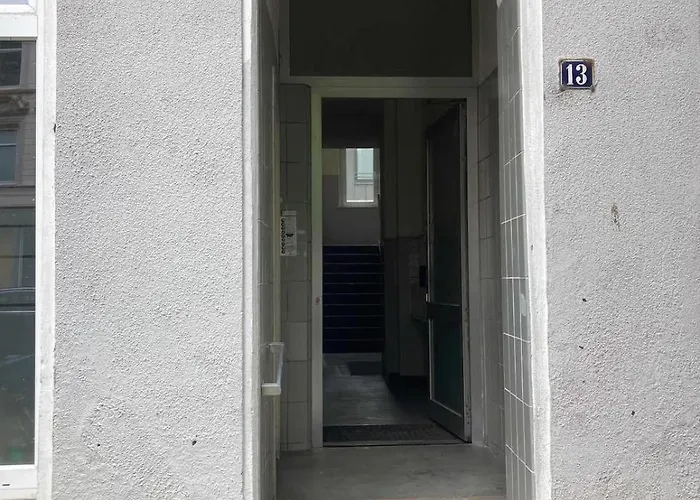 über Den Dächern Von In Bester Innenstadtlage